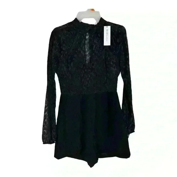 NWT BCBGeneration Women's Lace Sleeve Romper, Black, Size 6 - Picture 4 of 16